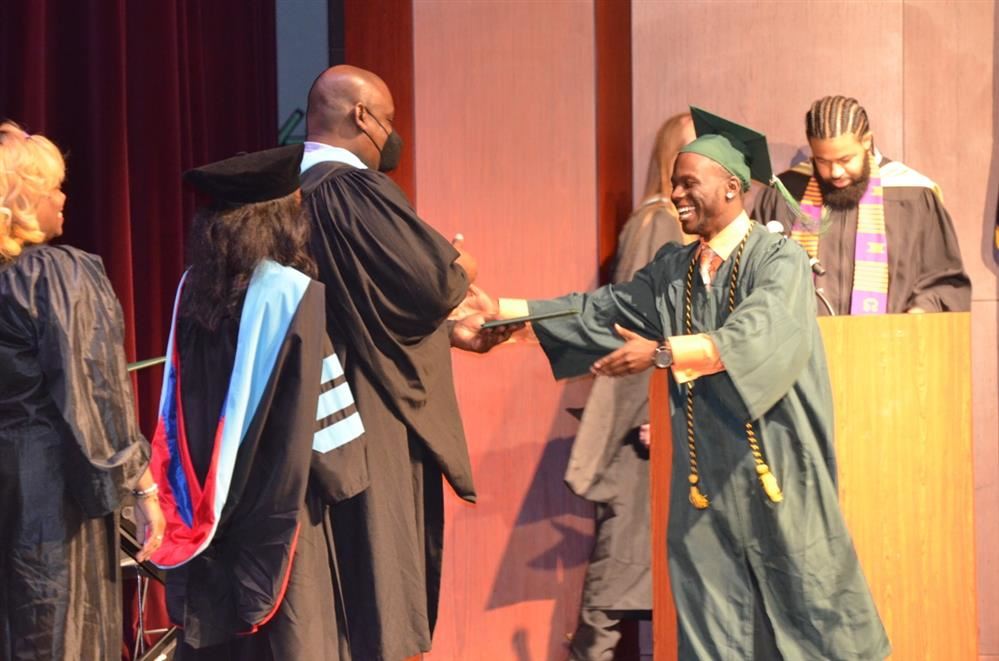 Principal Ohan & Student